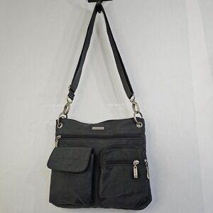 Baggallini Modern‎ Everywhere Slim Crossbody Bag in STERLING SILVER